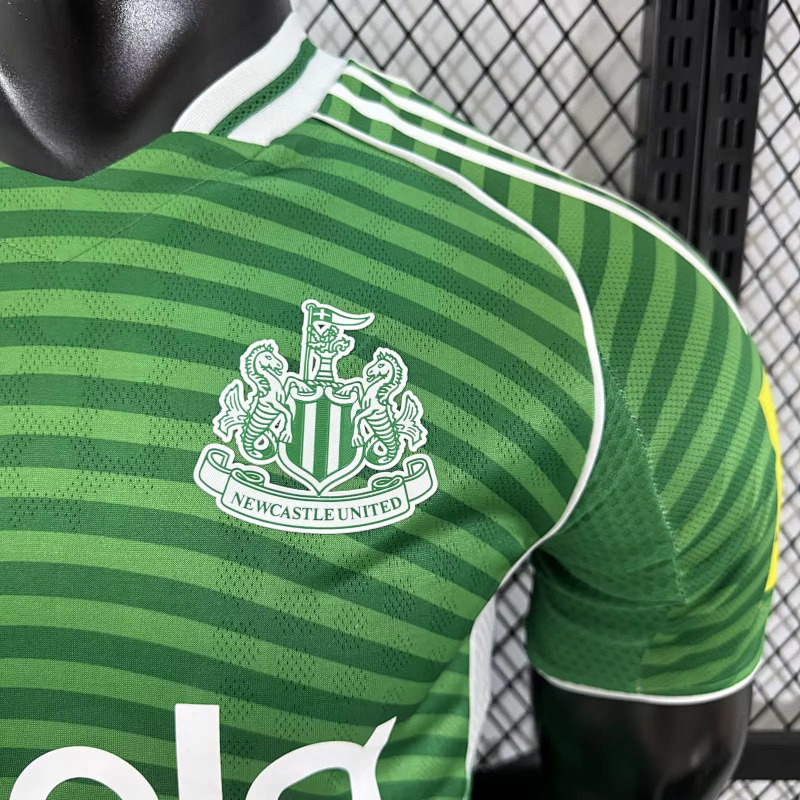 Newcastle 25/26 Newcastle United Away Player 7