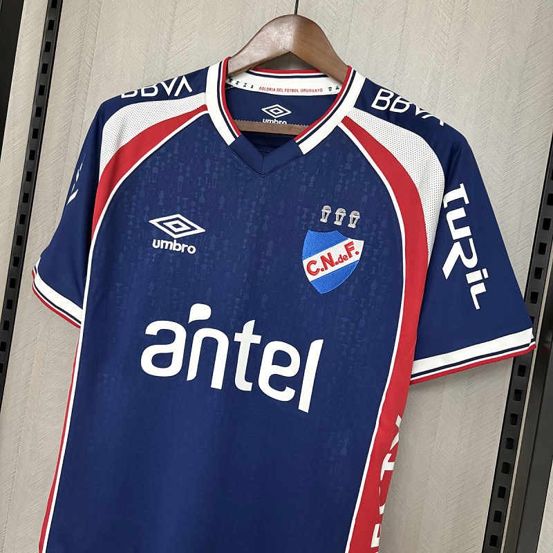 Club Nacional Club Nacional Goalkeeper 3 6