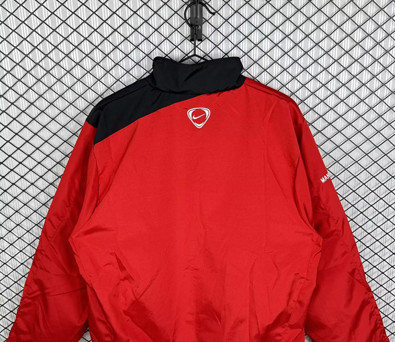 Manchester United 07/08 Manchester United Red Track Jacket 3