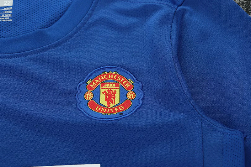 Manchester United 08/09 Manchester United Third Long Sleeve Kids Retro Size 16-28 7