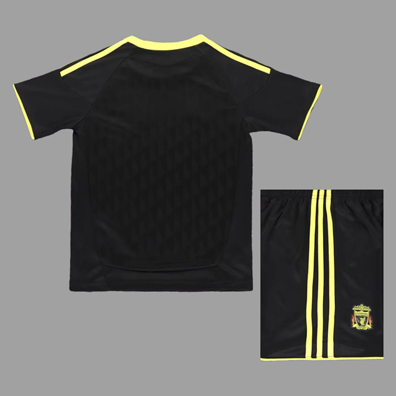 Liverpool 10/11 Liverpool Third Kids Retro Size 16-28 11