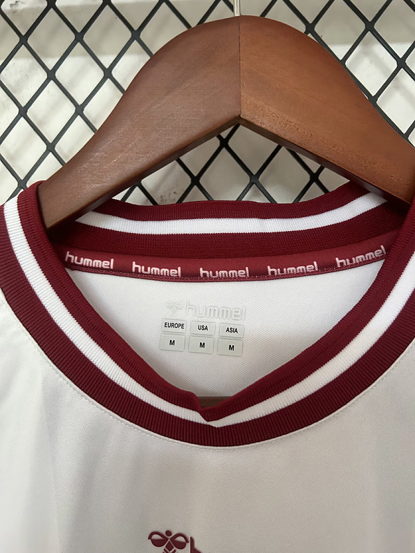Heart of 26/27 Heart of Midlothian FC Away 4
