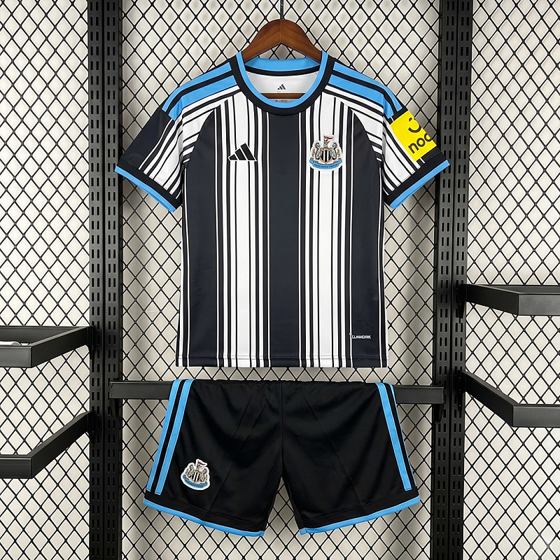 Newcastle 26/27 Newcastle United Home Kids Size 16-28 3