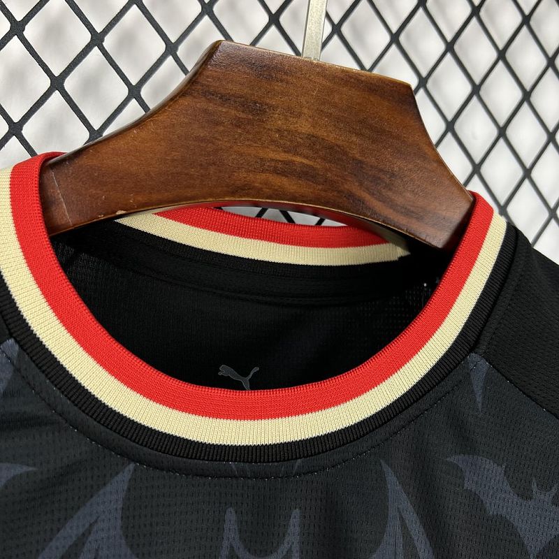 Portogallo Portugal Special Version Black Red Collar 5