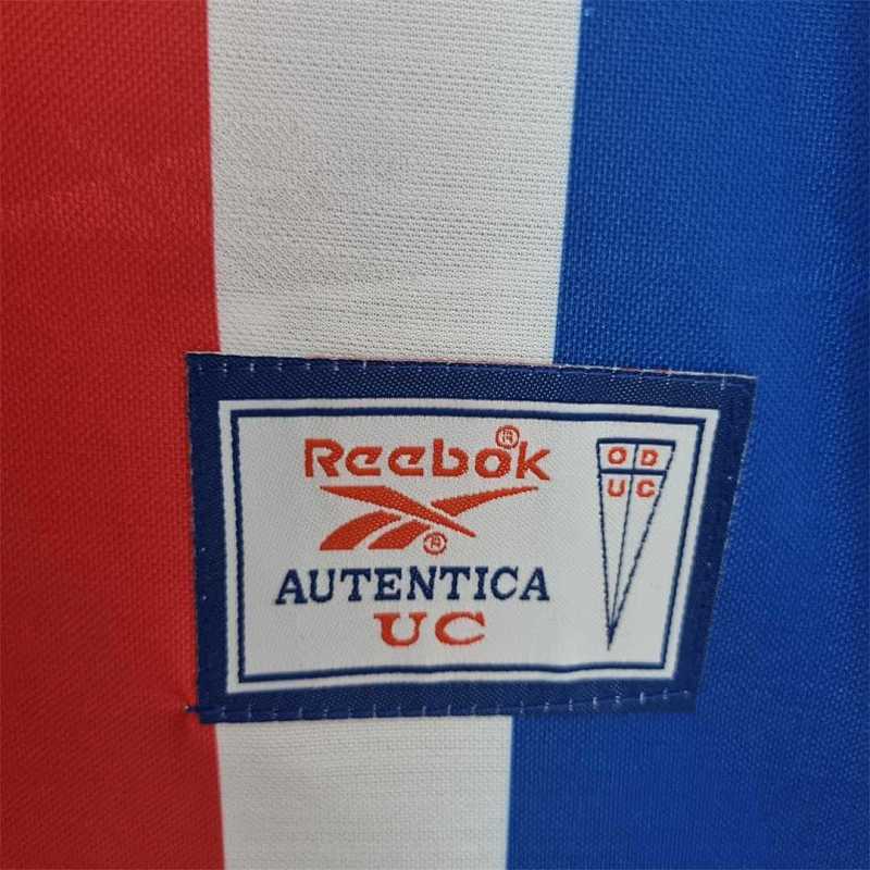 La Católica La Católica away 6