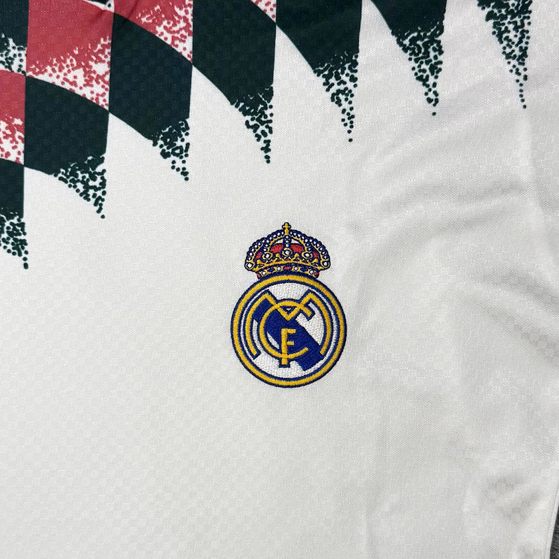 Real Madrid 26/27 Real Madrid 1994 Inspired Geometric 2