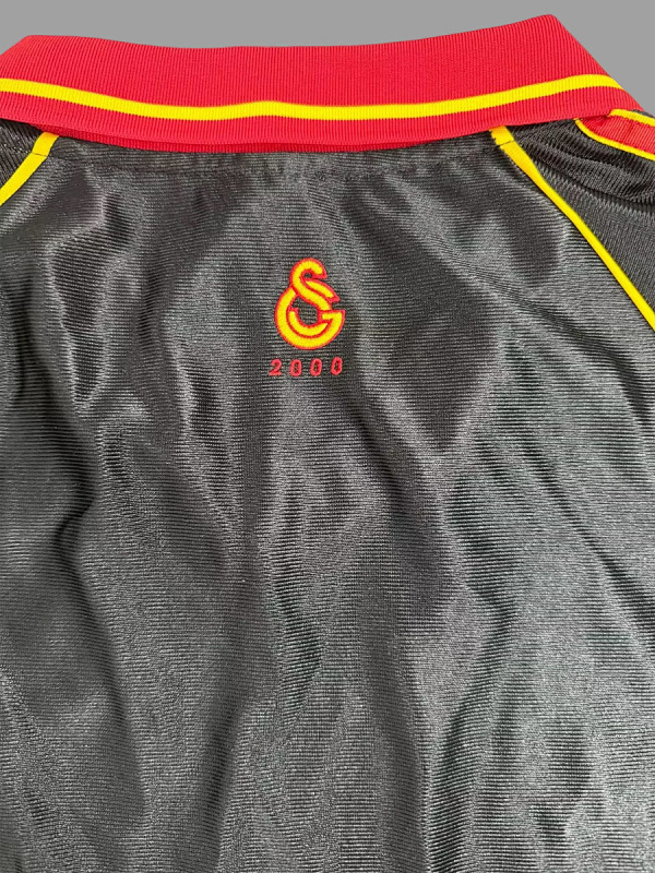 Galatasaray Soccer 99/00 Galatasaray Third Retro 4