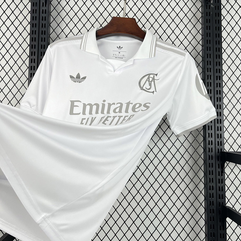 Real Madrid 26/27 Real Madrid 125 Years Anniversary White 7