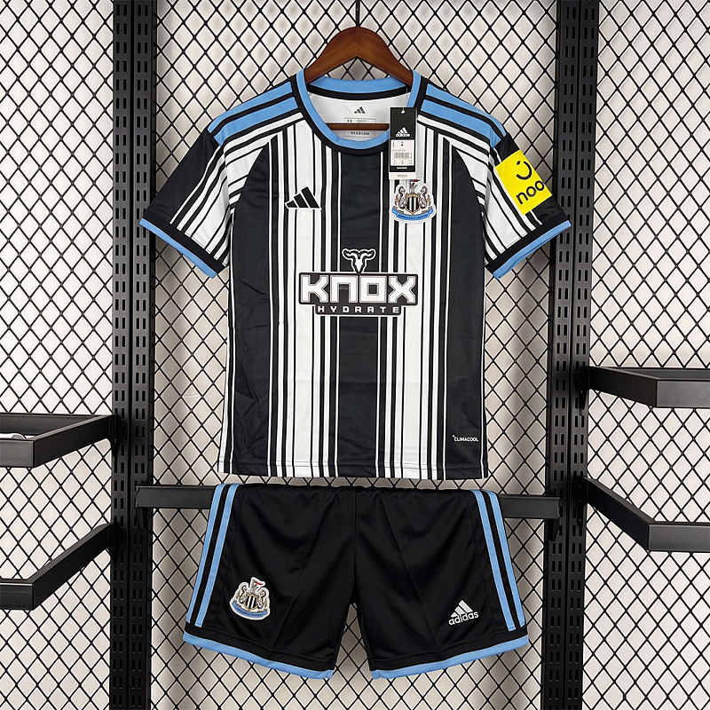 Newcastle 26/27 Newcastle United Home Kids Size 16-28