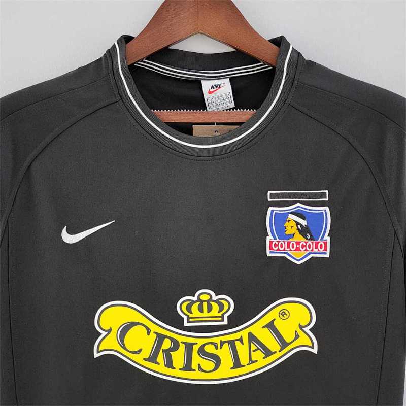 00-01 Colo-Colo 00-01 Colo-Colo away 8