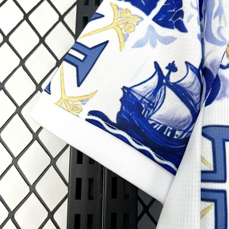 Portogallo Portugal Special Edition Blue White Patterned Tile 2