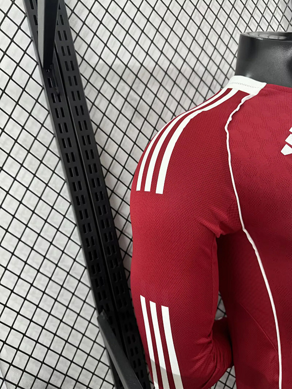 Liverpool 25/26 Liverpool Home Long Sleeve Player 7