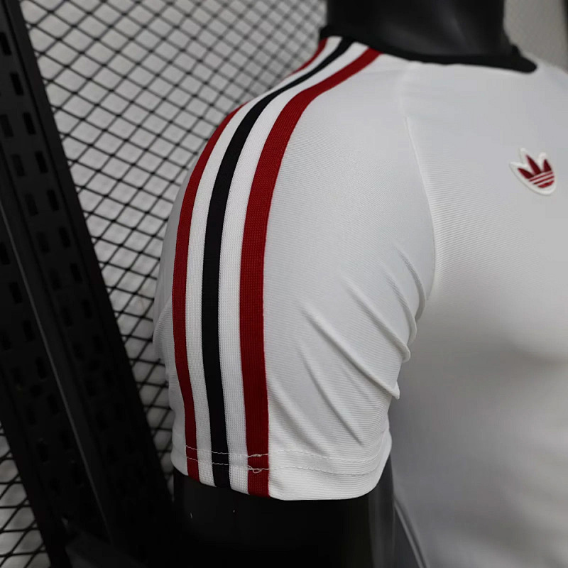 Manchester United 26/27 Manchester United x Adidas Originals White 5