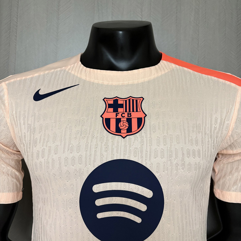 Barcelona 25/26 Barcelona Strike Training Player 4