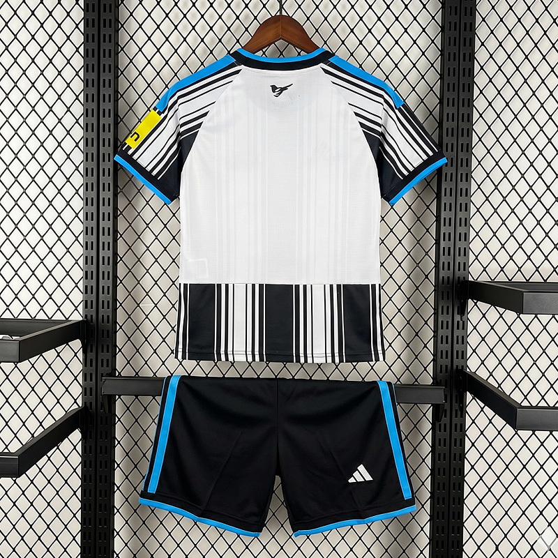 Newcastle 26/27 Newcastle United Home Kids Size 16-28 2