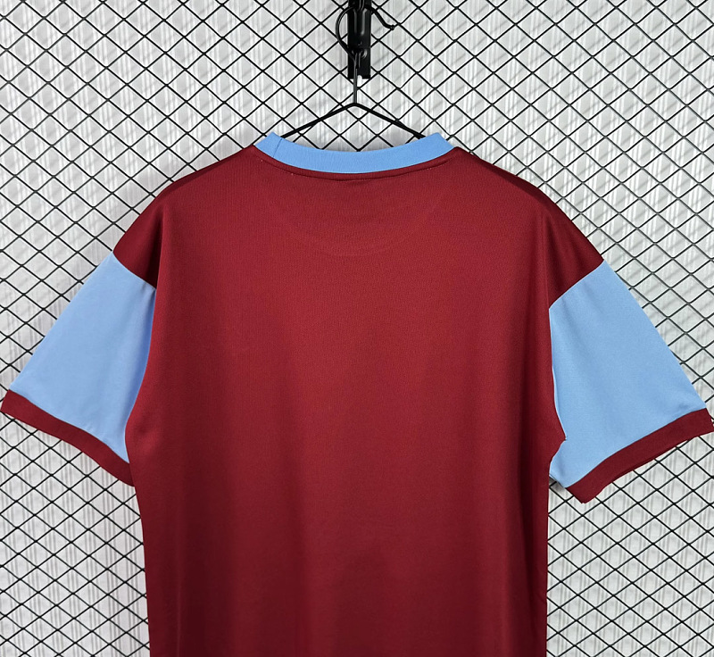 Burnley Soccer 00/01 Burnley Home Retro 2