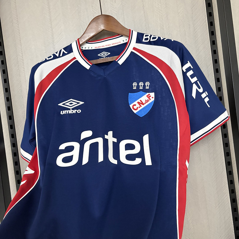 Club Nacional Club Nacional Goalkeeper 3 7