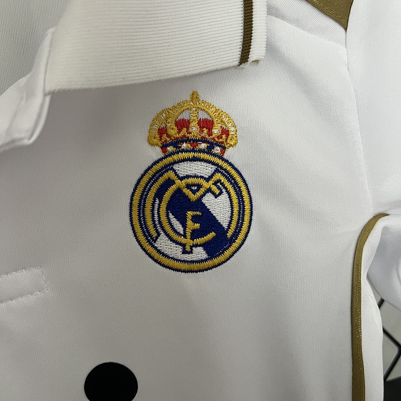 Real Madrid kids Real Madrid 11/12 home size: 16-28 5