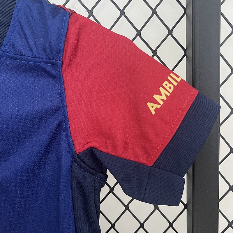 Barcelona 24/25 Kids Barcelona Home Size: 16-28 7