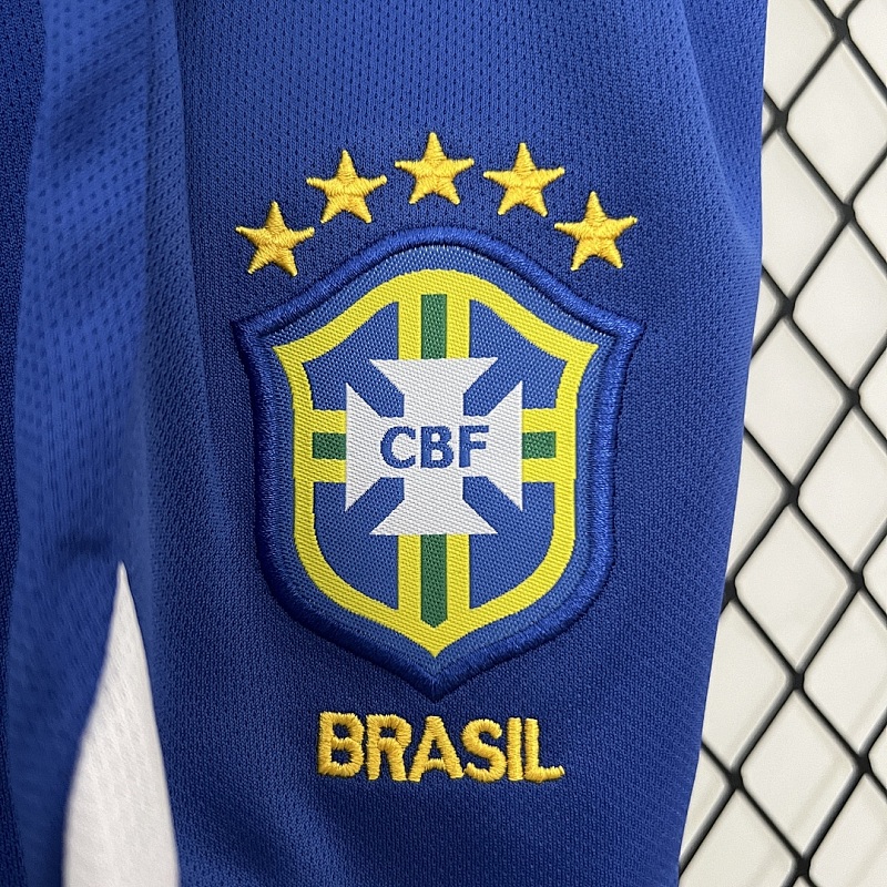 Brasile kids Brazil 2004 home size: 16-28 8