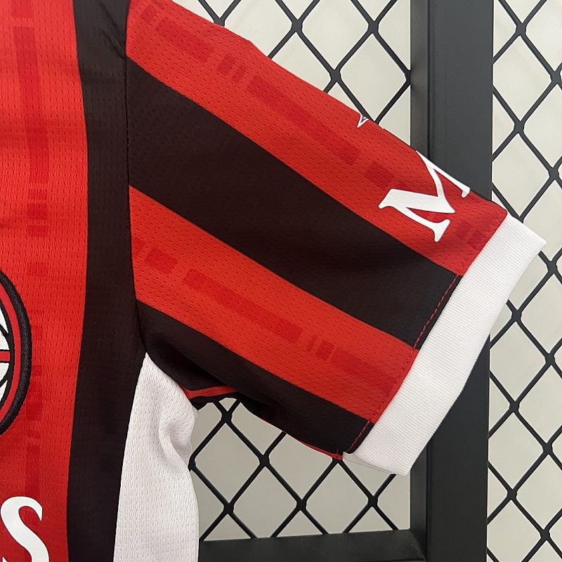 Milan 24/25 kids AC Milan home size: 16-28 7