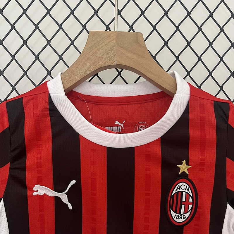 Milan 24/25 kids AC Milan home size: 16-28 3