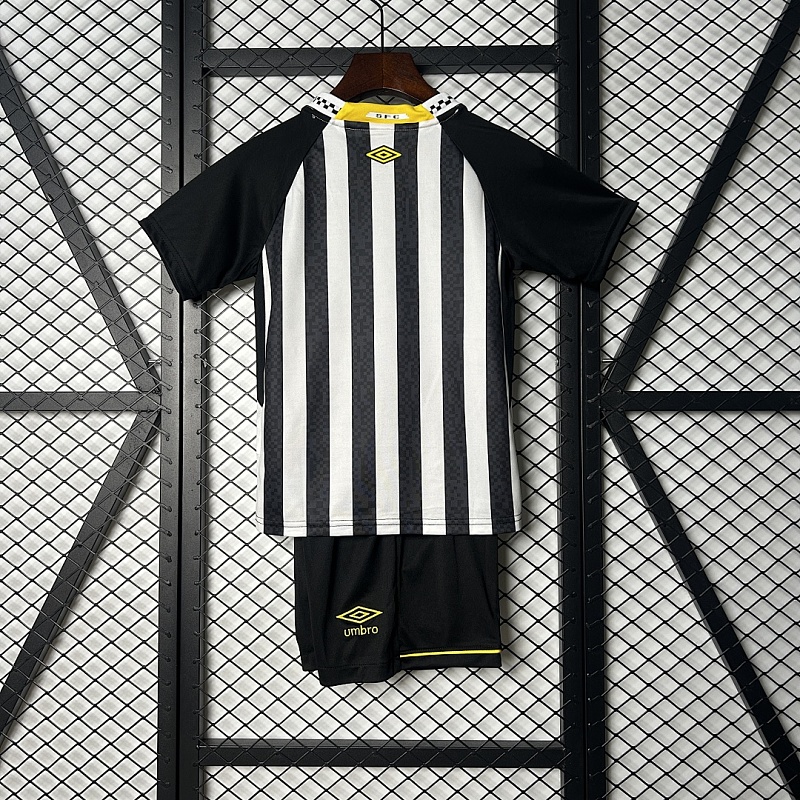 Santos 25/26 kids Santos Away size: 16-28 3
