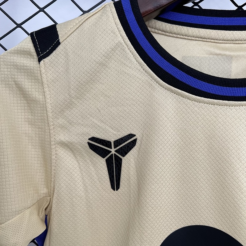 Barcelona 25/26 Kids Barcelona Away Size: 16-28 5