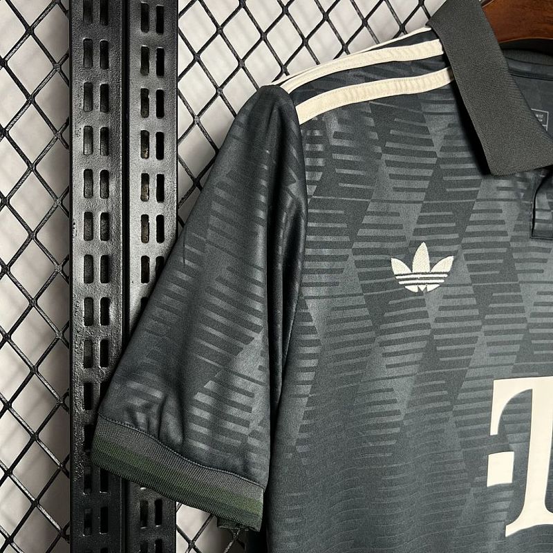 Bayern Munich Bayern Munich 2024/25 Oktoberfest Jersey S-XXL 4