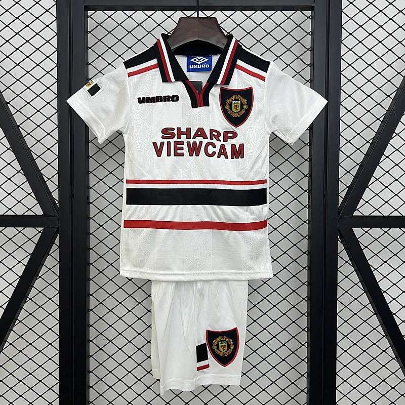 M-U size: kids M-U 97/98 away size: 16-28