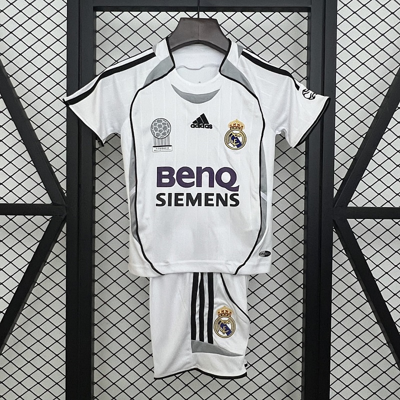 Real Madrid kids Real Madrid 06/07 Home Size: 16-28