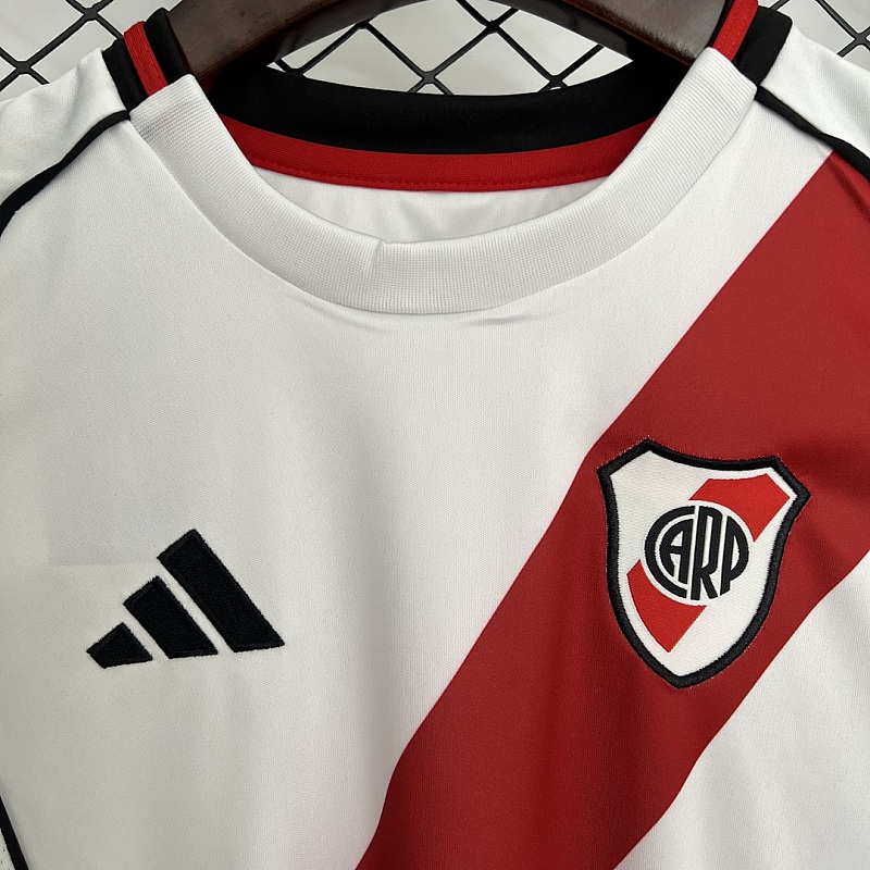 River Plate 25/26 Kids River Plate Home Size: 16-28 2