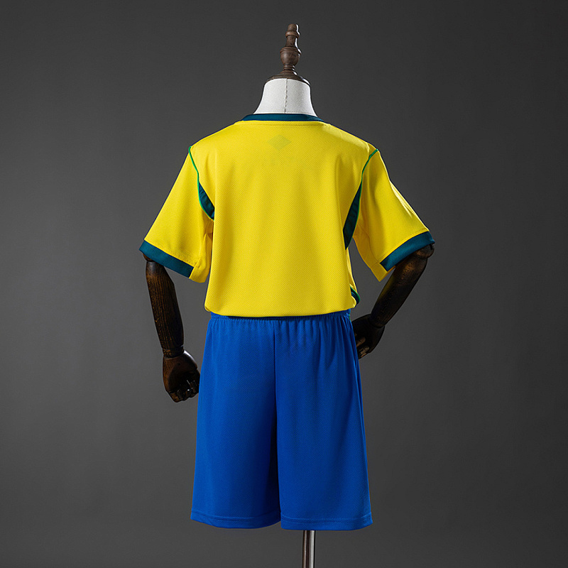 Brasile Brazil 2026 Home Kids Kit Jersey Size 16-28 2