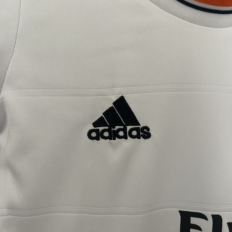Real Madrid kids Real Madrid 13/14 home size: 16-28 4
