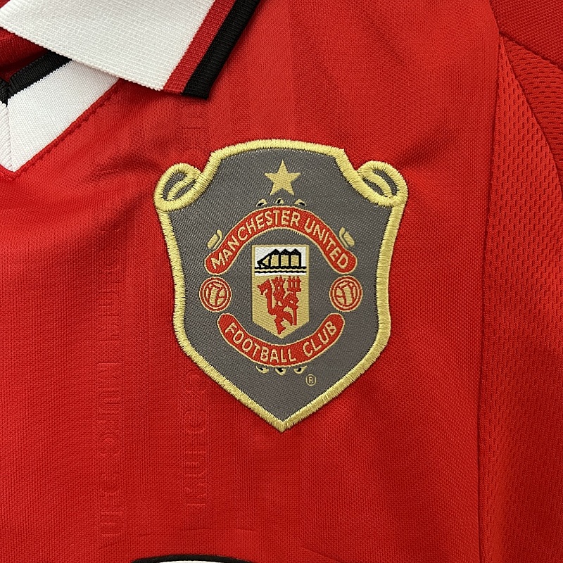 M-U size: kids M-U 99/00 home size: 16-28 5
