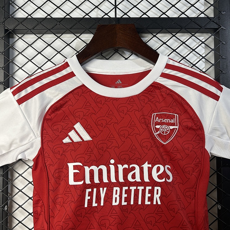 Arsenal 25/26 kids Arsenal home size: 16-28 6