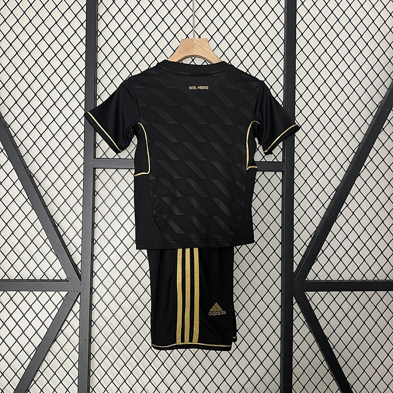 Real Madrid kids Real Madrid 11/12 away size: 16-28 2