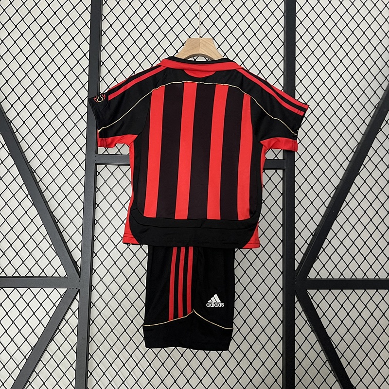 Milan kids AC Milan 06/07 home size: 16-28 2