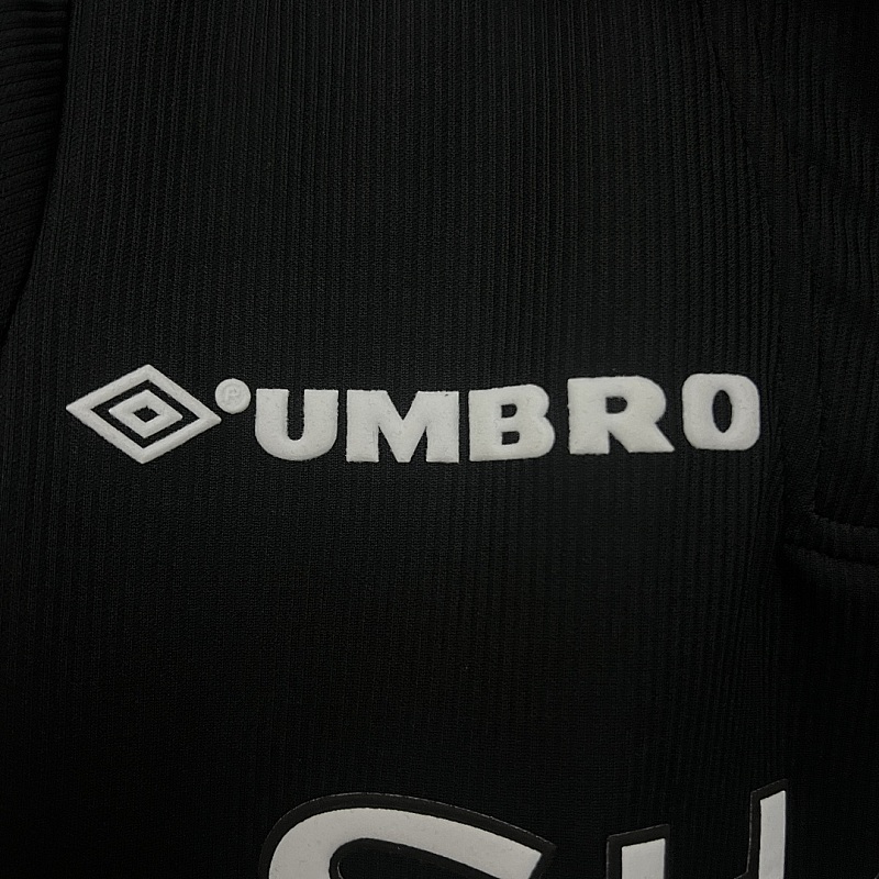 M-U Black Retro 98/99 M-U Black S-XXL 5