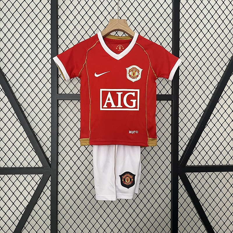 M-U 06/07Home kids M-U 06/07Home size: 16-28
