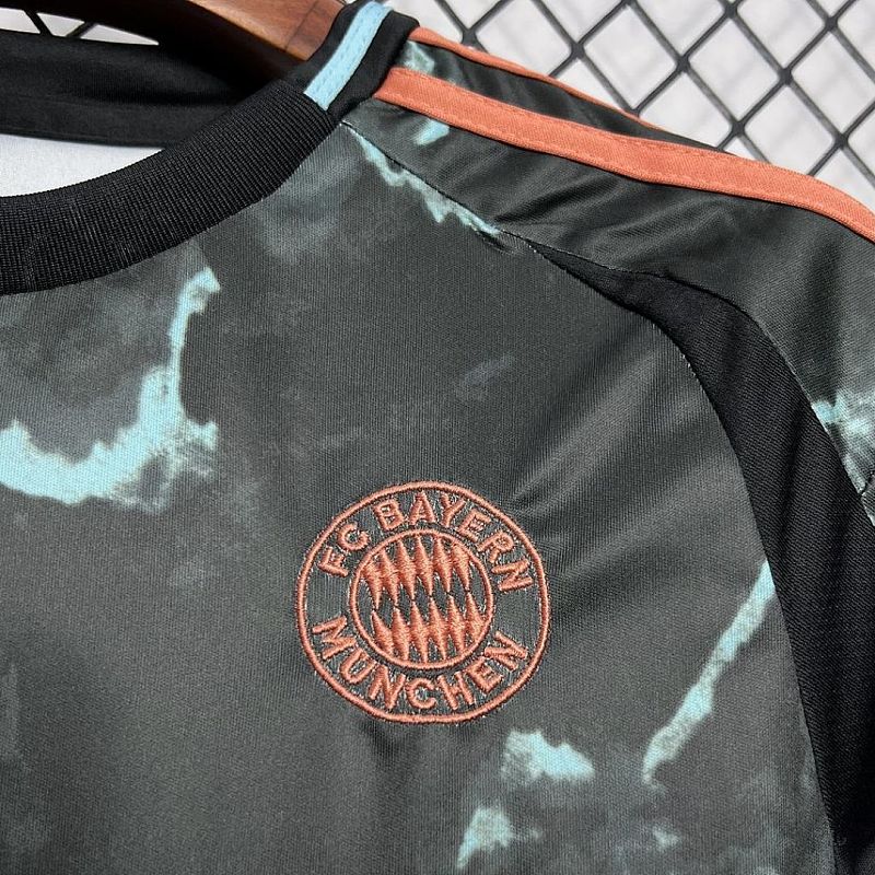 Bayern Munich Bayern Munich 2024/25 Away Kids Kit 2