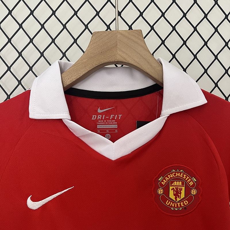 M-U size: kids M-U 10/11 home size: 16-28 3