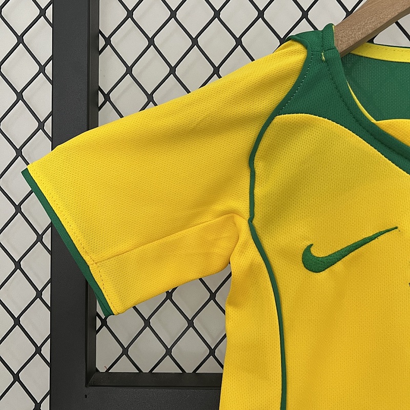 Brasile kids Brazil 2004 home size: 16-28 6