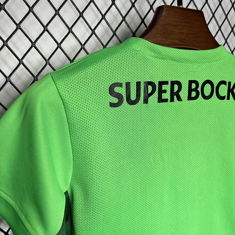 Sporting CP Sporting CP 2024/25 Thirds Away Kids Kit 6