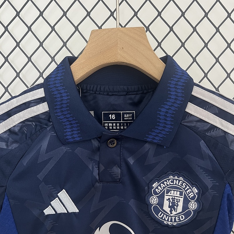 M-U Size: 24/25 Kids M-U away Size: 16-28 3