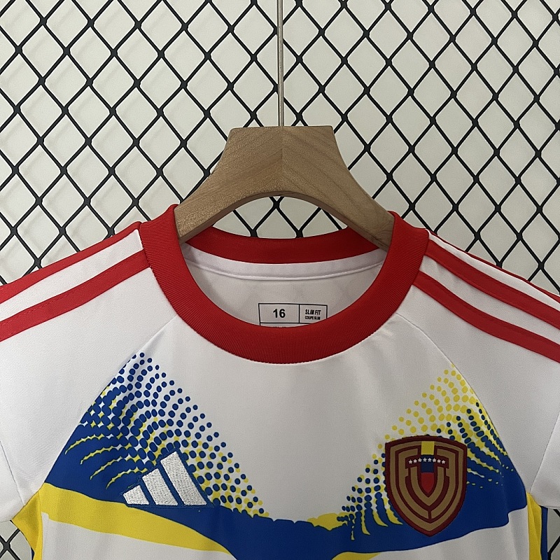 Venezuela size: kids Venezuela away size: 16-28 3