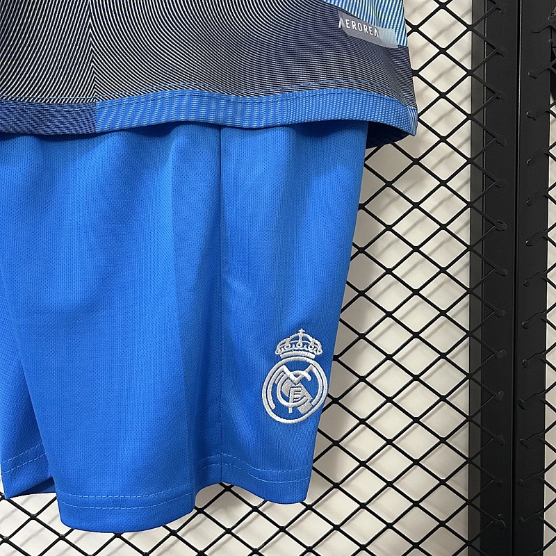 Real Madrid 25/26 kids Real Madrid training uniform 16-28 4