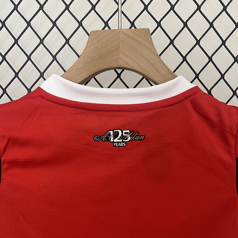 Milan 24/25 kids AC Milan home size: 16-28 8