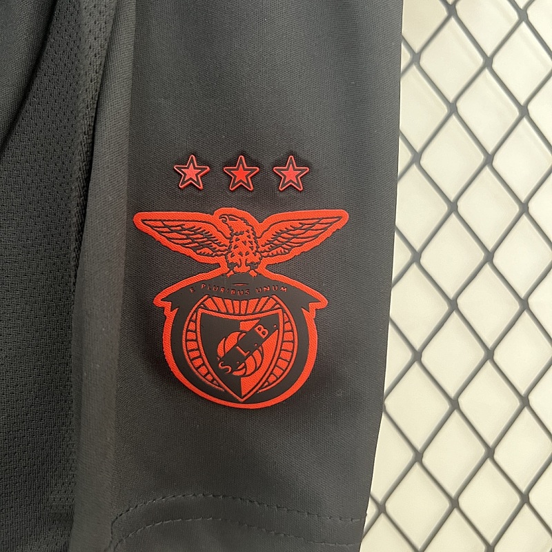 Benfica 24/25 Kids Benfica away Size: 16-28 8