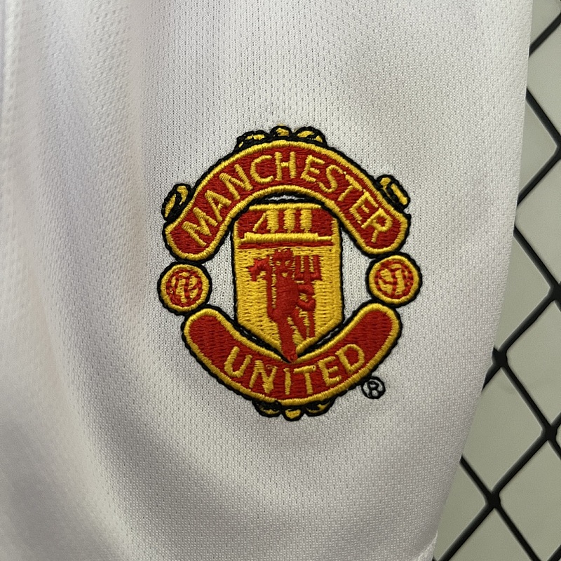 M-U size: kids M-U 05/06 home size: 16-28 8